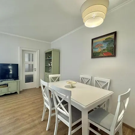 Lenny One Bedroom Sveti Stefan *